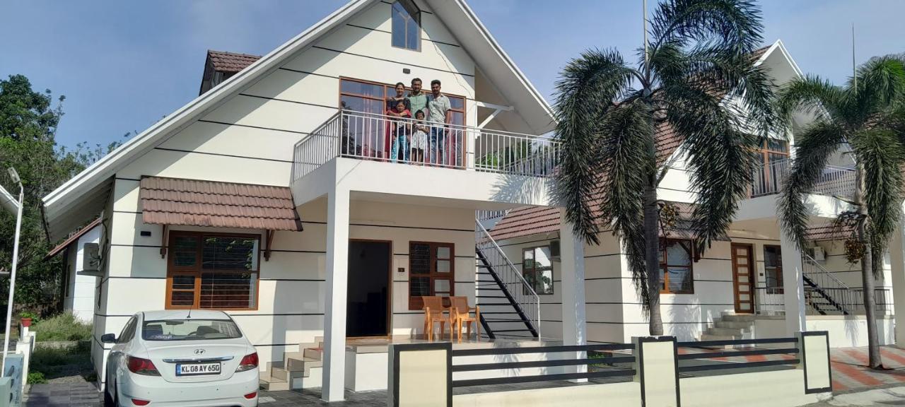 Skyview Villa 阿西拉帕利 外观 照片