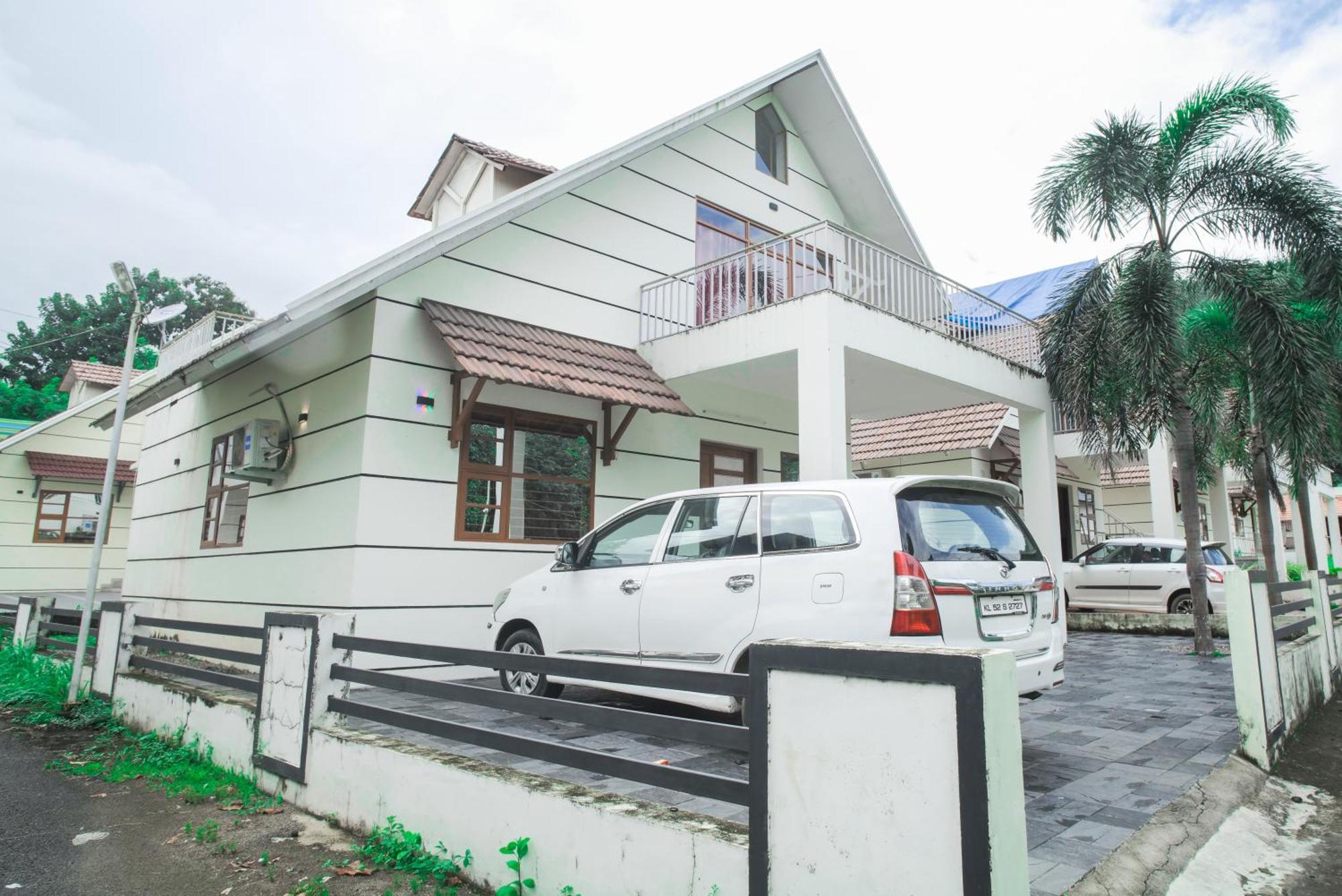 Skyview Villa 阿西拉帕利 外观 照片